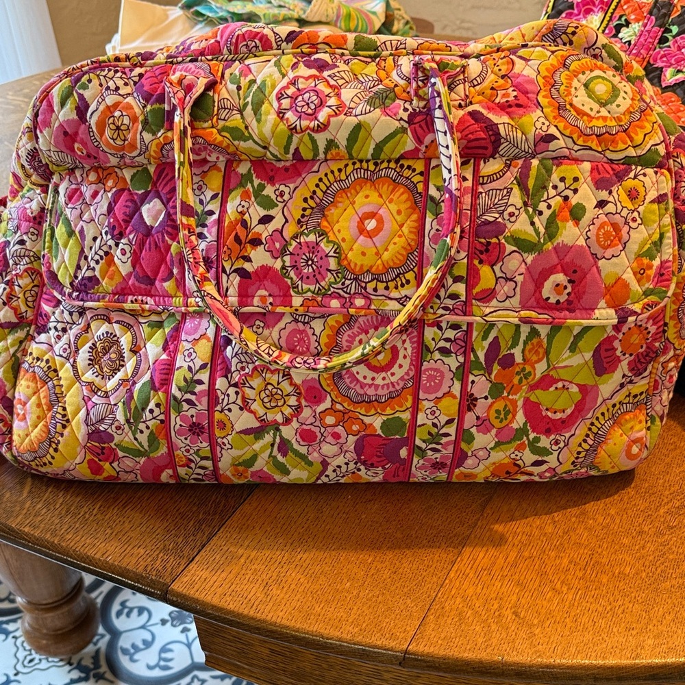 Vera Bradley Floral Quilted Women's Bag